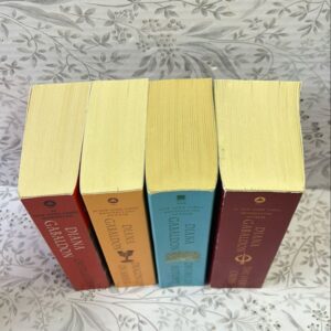 Outlander Series 4 Mass Market Bundle